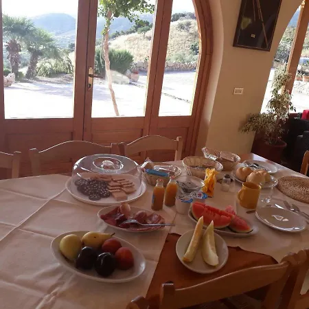 Country house Domus De Janas